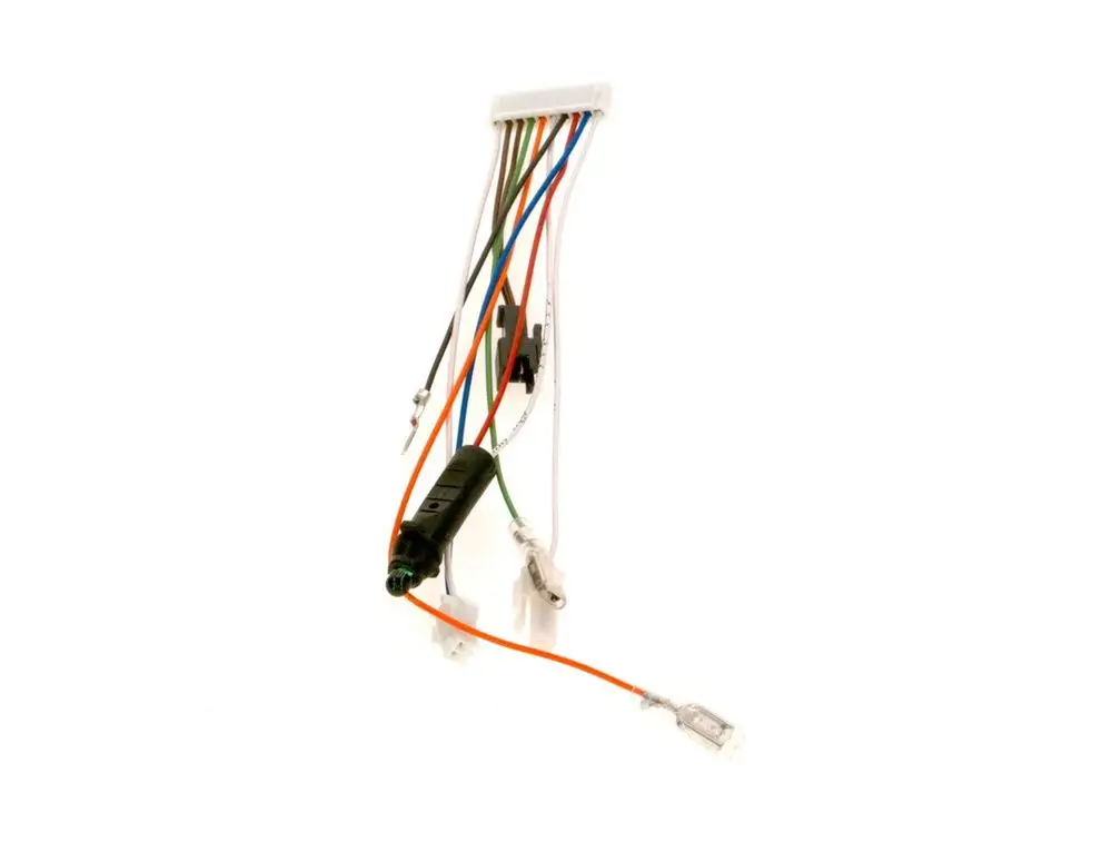 BOSCH Kabelbaum mit mehreren Anschlusskabeln in verschiedenen Farben, angeordnet an einem weißen Stecker, geeignet für elektrische Verbindungen.